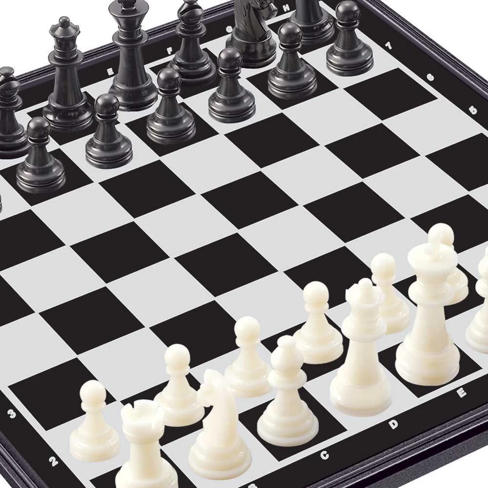 Play Classic Chess & Checkers 7 Play Classic Chess & Checkers - Image 5